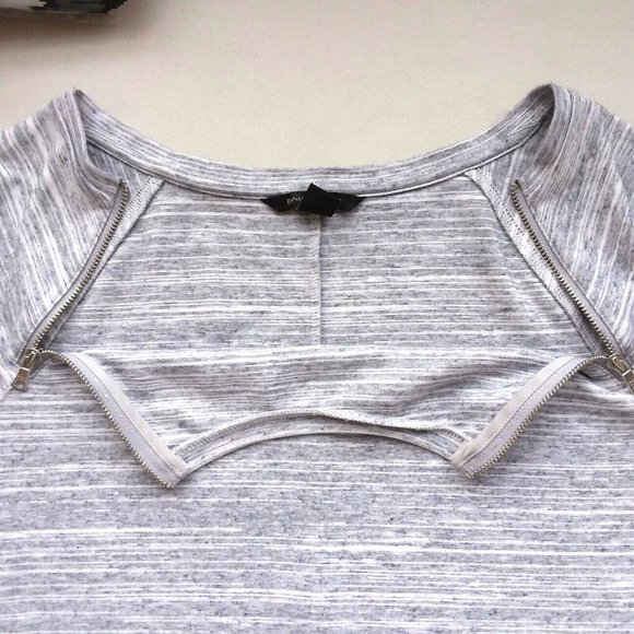 ☆☆SOLD☆☆ Banana Republic Heather Gray Sweatshirt - Picture 3 of 7